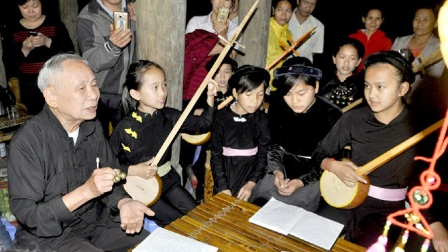 Preserving UNESCO-recognised Then singing in Vietnam